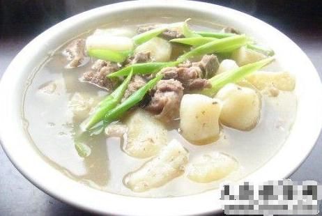 冬天手凉脚凉为什么还流汗?推荐3种食疗方法