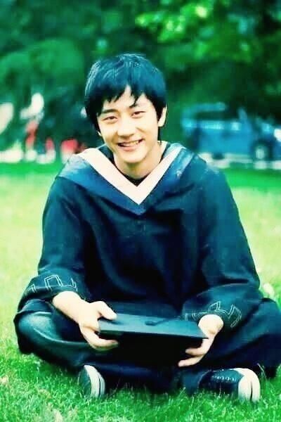 孙俪杨幂爱他,冯小刚陈凯歌抢他,红透半边天他