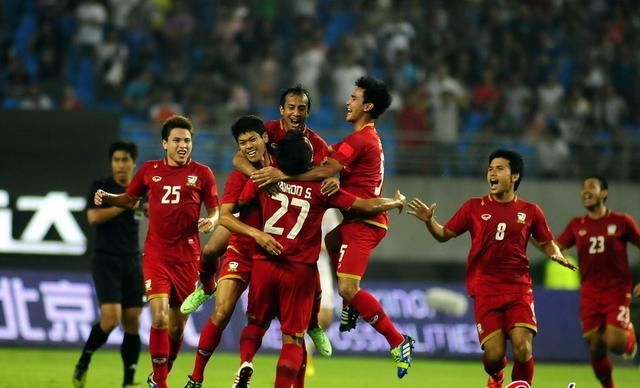 注册球员是国内8倍,曾5:1狂虐国足,泰国足球比