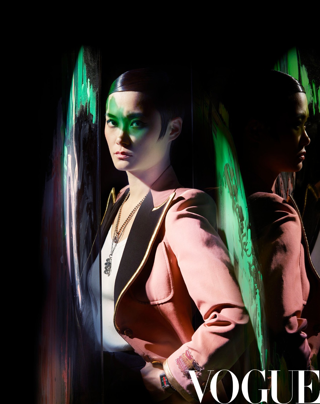 李宇春登《VOGUE》三月刊封面 Nick Knight掌镜创意概念融入绘画艺术(图2) 李宇春登《VOGUE》三月刊封面 Nick Knight掌镜创意概念融入绘画艺术(图2)