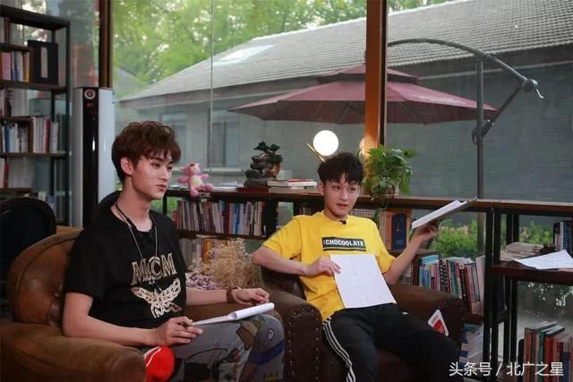 偶像练习生郑锐彬&胡致邦做客北广之星