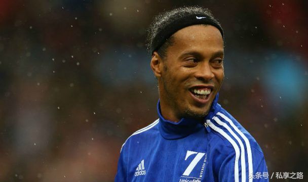 世界10大最富有足球运动员,第一名外表和财富