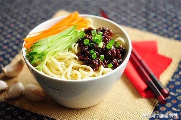 2018年风靡全国的5种网红小吃,要是你都没吃