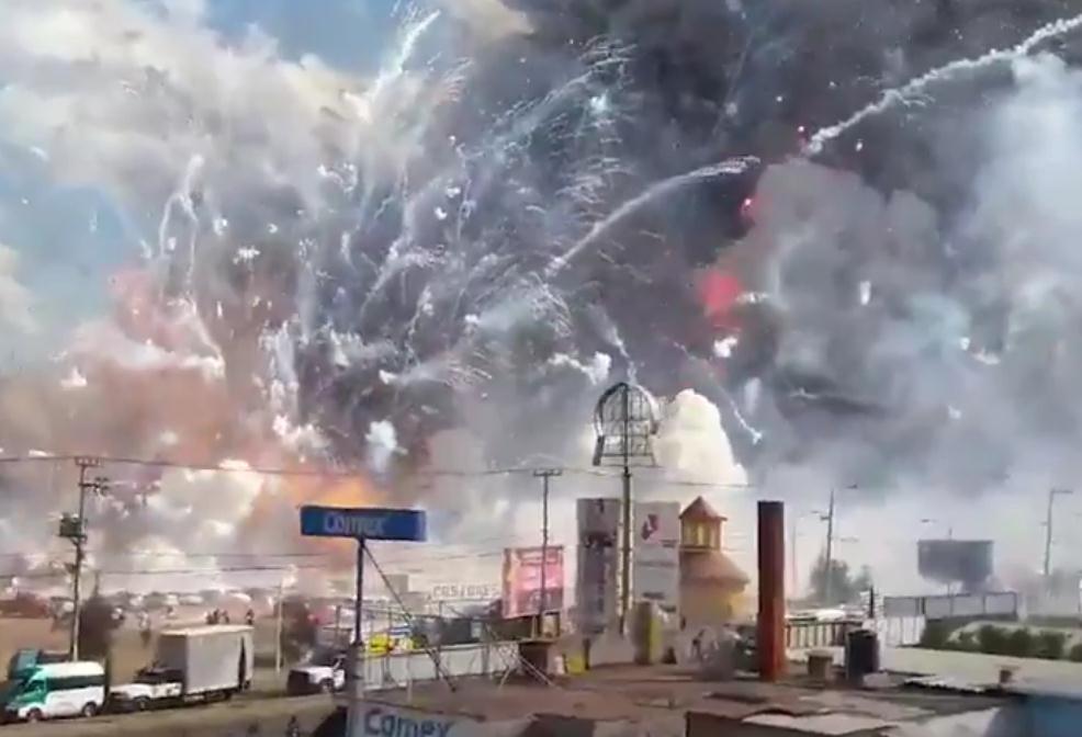 墨西哥一烟花市场发生爆炸 至少70人受伤 墨西哥一烟花市场发生爆炸 至少70人受伤