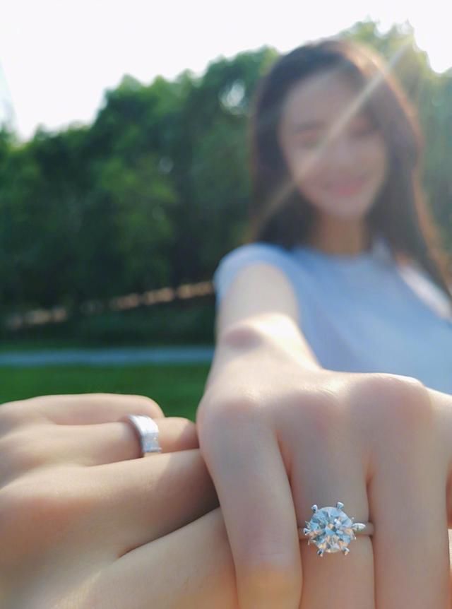 什么样才算是牵手 t0136a5236e335a8c46.jpg?size=640x862