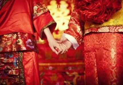 都说男女平等,为什么要男方买车买房,还要彩礼