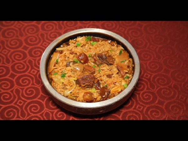 《美食地图·一探到底》馆子三道菜 各个有新