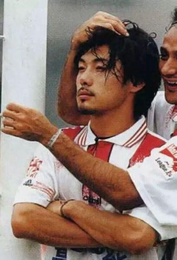 他是北京国安历史上最酷最帅的球员!如今仍被