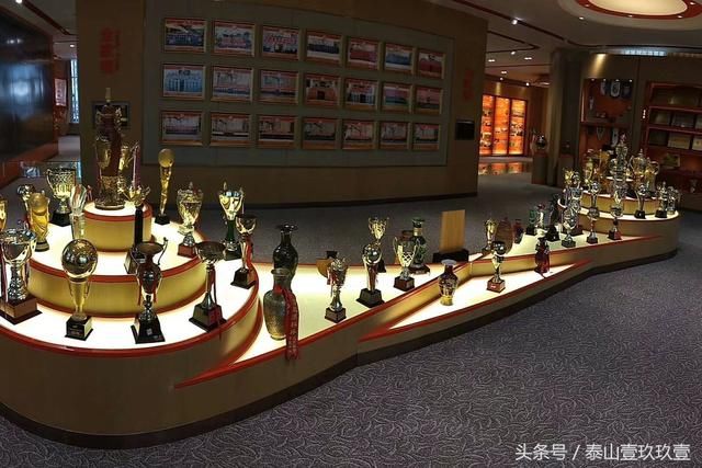 8天3赛,鲁能面临挑战!赛程密集,需努力挺过难关