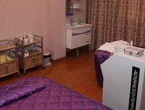 丈夫怀疑妻子有外遇,喊着妻子去离婚!得知原因