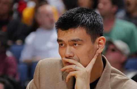 日本人1.6亿高薪邀姚明做代言人,姚明:凭什么?