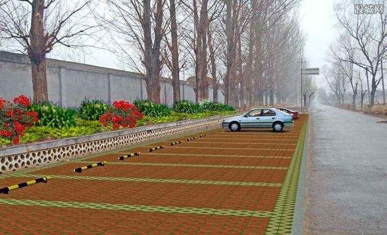 开发商扬言:停车位属于谁也没有用,我说收费就