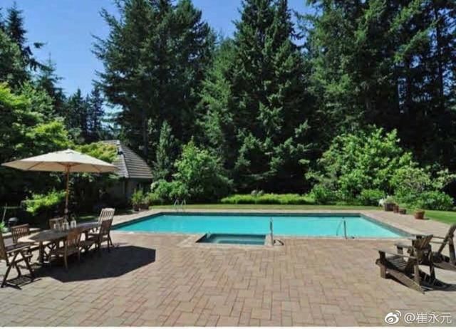 崔永元15日晚再爆王中军温哥华房产,网友评论