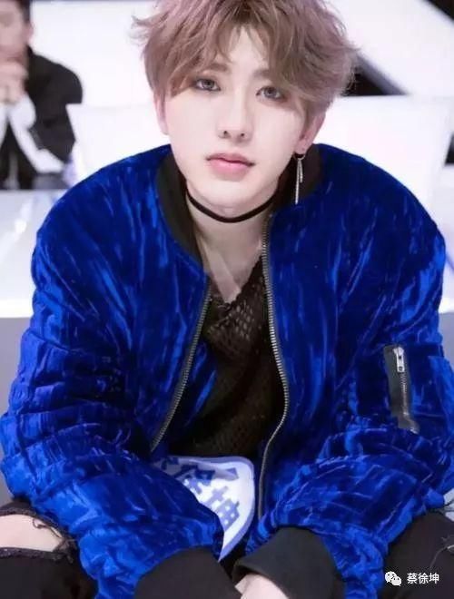 那些年蔡徐坤留过的发型!我们来盘点盘点?