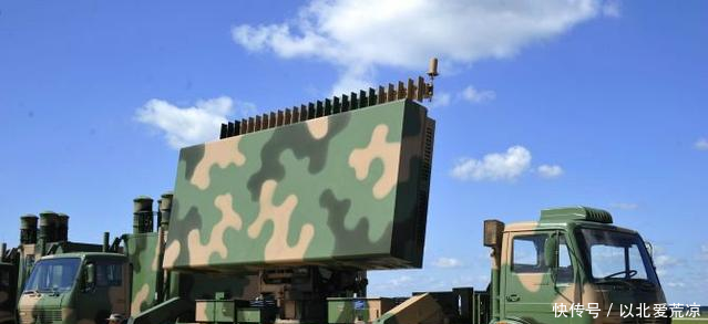 美国轰炸机进入南海勘察,卫星拍摄这一照片,美