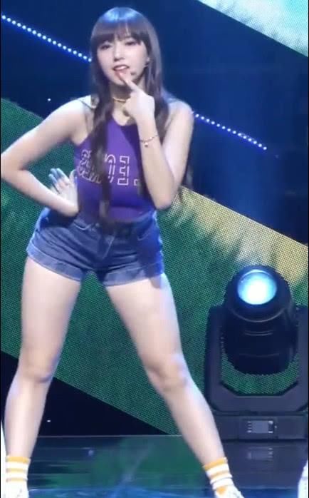 实拍小姐姐程潇跳舞的视角为什么被称为女神