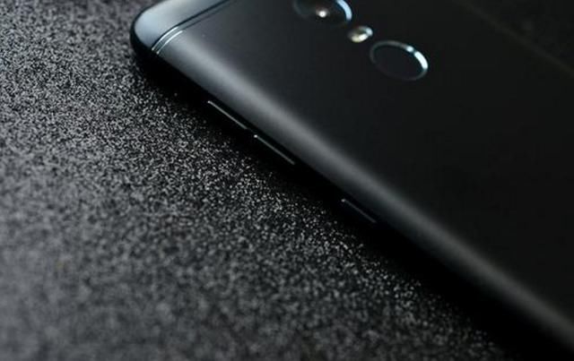 1500元左右6G内存的超高性价手机的推荐目前