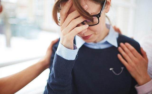 面试官:殡仪馆工资那么高为什么要换?女孩说出