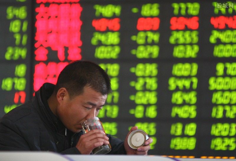 章建平最新持股2018 踩雷中兴通讯股票割肉出