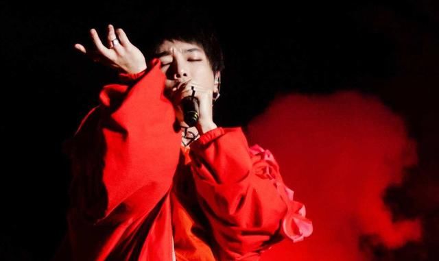 华晨宇歌手第八期排名爆冷:汪峰夺冠,腾格尔第