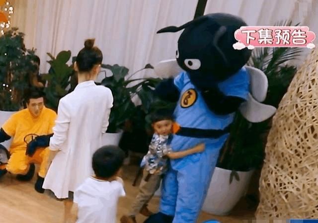 杨子黄圣依因合同风波受到严重影响,参加综艺