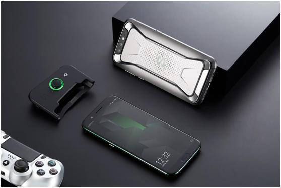 败家之眼ROG Phone售价高的出奇,却不如300