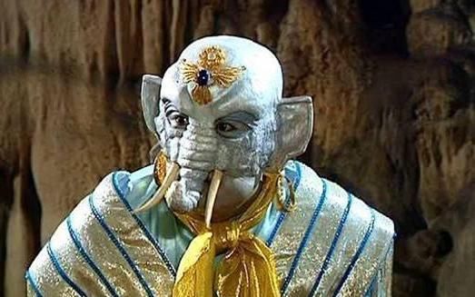 被称玉帝专业户,因逼真头像被印上冥币,他本人