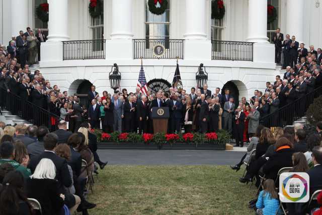 特朗普执政满一周年 美国人评价分歧依旧