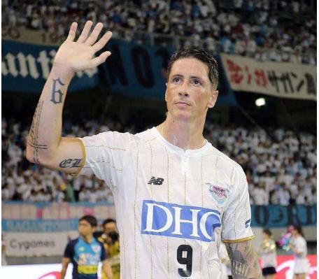 伊涅斯塔+波多尔斯基打穿对手,恒大上港都惹不