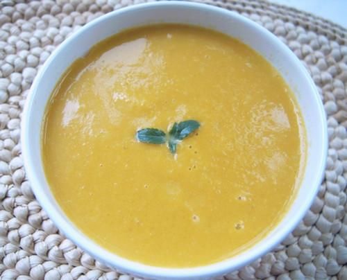 8个月宝宝辅食这么做,种类丰富又补铁,锻炼宝