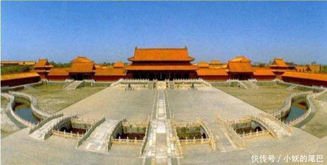 北京紫禁城为何改名叫故宫?