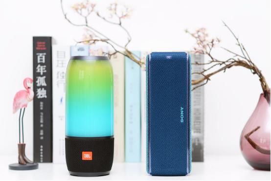 抖音网红音箱索尼SRS-XB31比武JBL,派对赢家