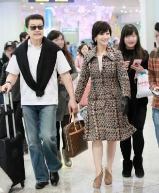 63岁赵雅芝终于接新戏!在新剧演杨紫她娘,两代