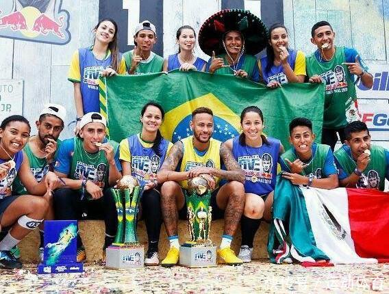 内马尔五人制足球比赛女子组输球 正面回应世