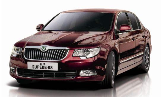 最省油中级车!一箱油轻松跑一千多公里,空间堪