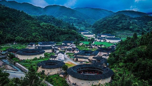 gdp增速_2018泉州gdp(3)