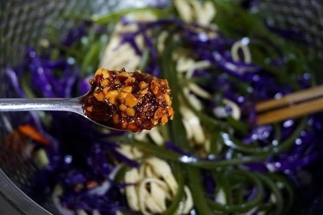 夏天吃什么开胃消暑?凉拌菜最简单的轻食美食