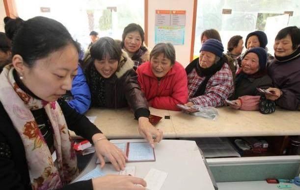 18年户籍新规,这4类人能分户了,这些人不允许