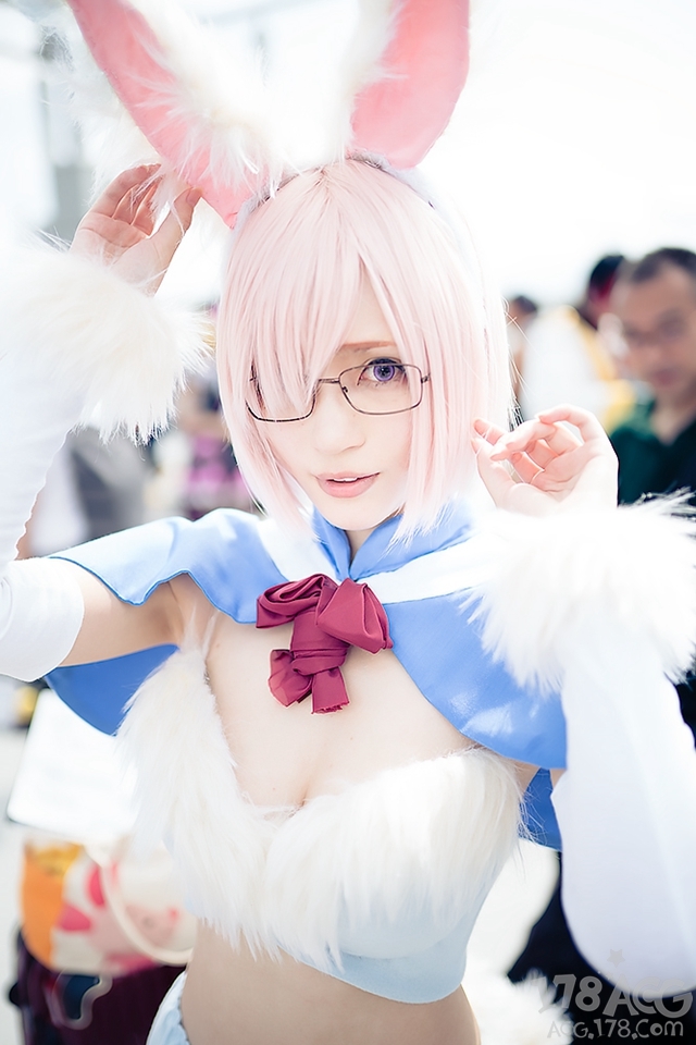 再来几个FGO的小姐姐,这个玛修美的心都要化了