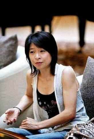 世界体操冠军,改国籍嫁日本人,以代表日本打败