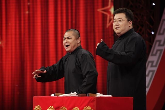 天津相声大会致敬相声大师刘文亨