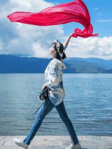 天生桃花不断,最招男生喜欢的三大星座女!