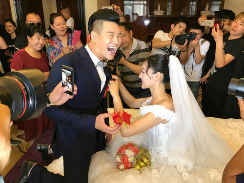 演员谢孟伟家乡大婚 婚礼现场甜蜜爆棚!