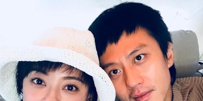 孙俪邓超结婚七周年!儿女送祝福同框自拍甜到