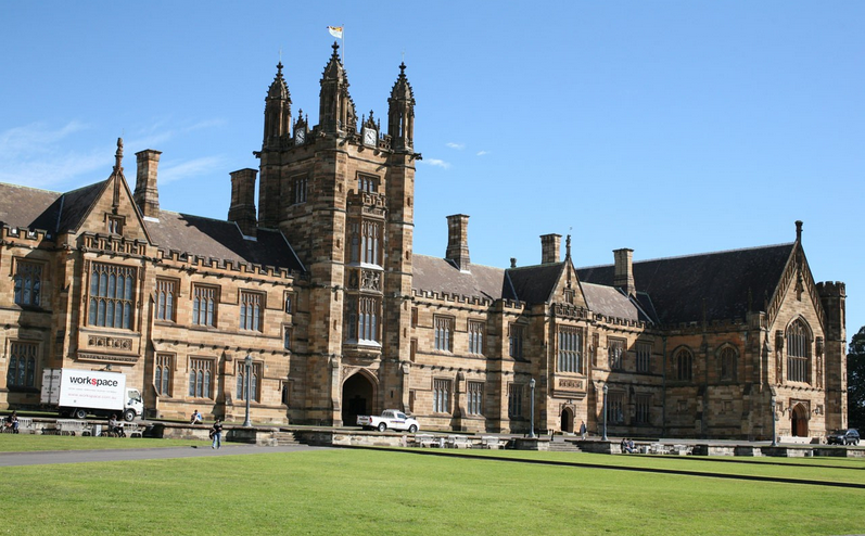 海外教育专项基金发起资助本科生赴海外读研项