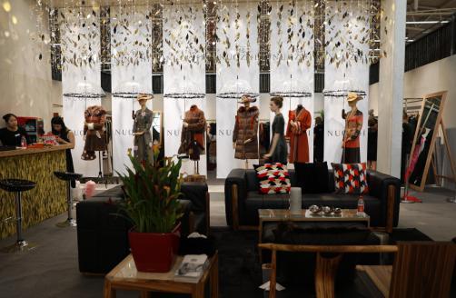 诺之再度风靡北京国际皮草时装展 精彩不容错过