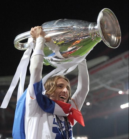 6年前他是皇马第一水货,如今已成当世最佳中场