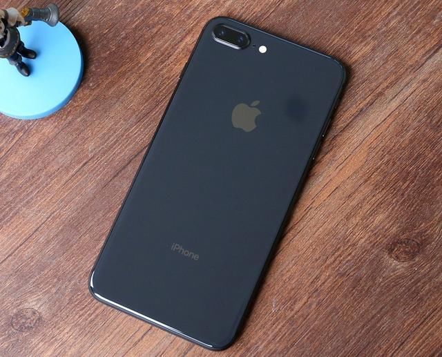 全球手机销量榜洗牌:iPhoneX沦为第三、红米5