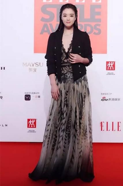 蒋欣半生缘造型曝光,身材魁梧像女主他妈,网友