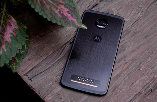 期待已久的全球首款5G手机将于本月发布,网友